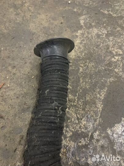 Патрубок воздушного фильтра Renault Kangoo 1 KC