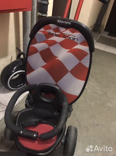 Детский трехколесный велосипед бу