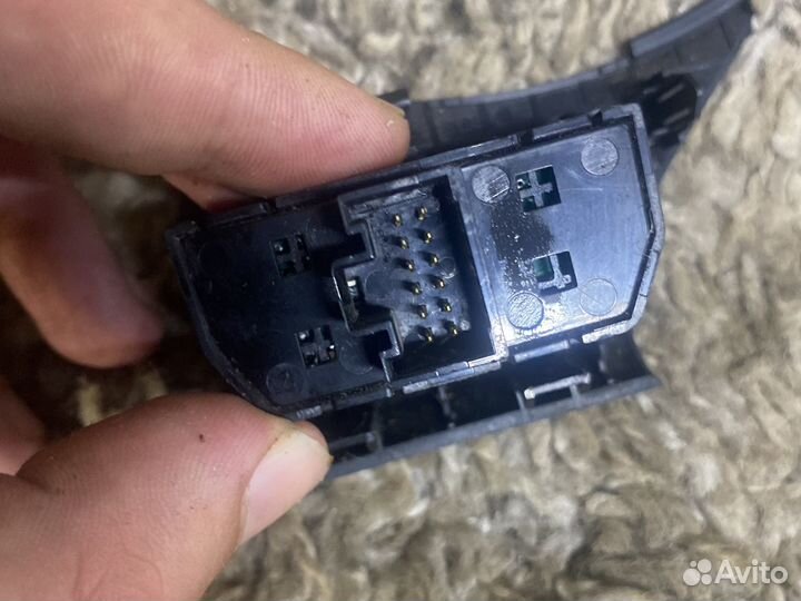 Kia rio 3 кнопки обогрева сидений