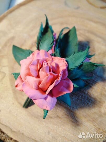 Брошь ручной работы