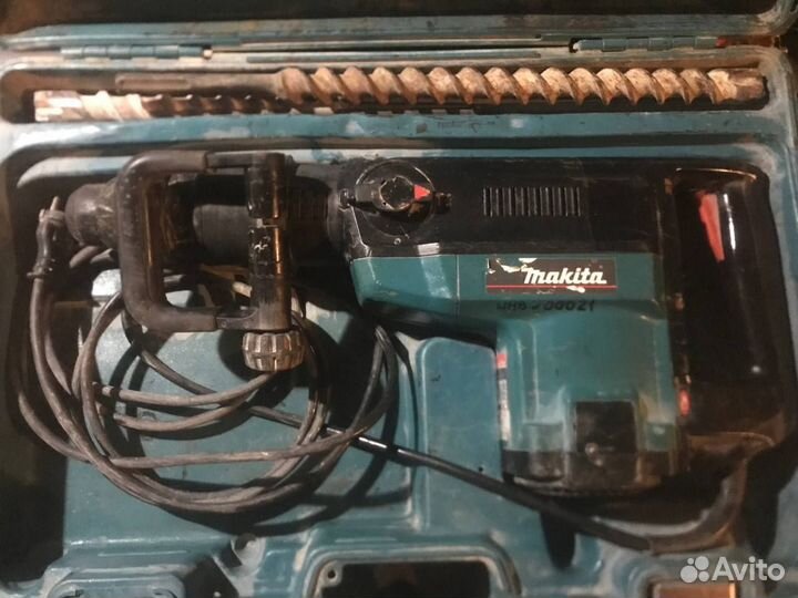 Перфоратор makita HR5001C