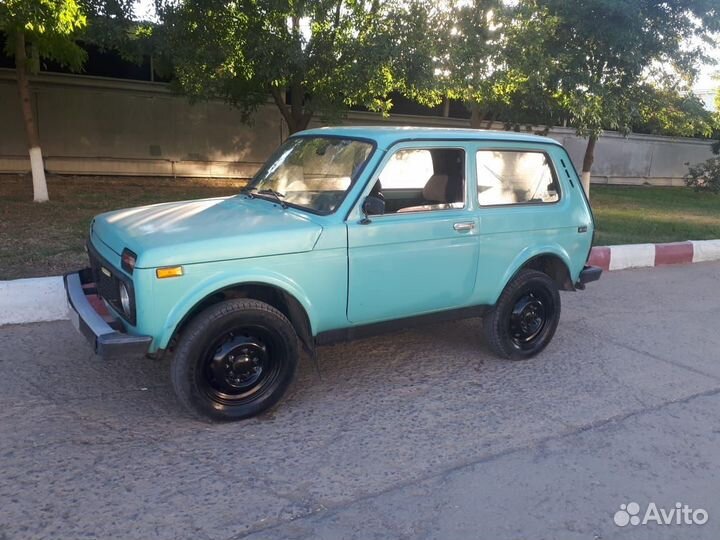 LADA 4x4 (Нива) 1.7 МТ, 2000, 100 000 км