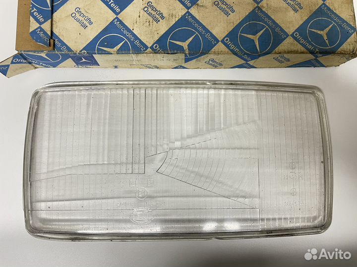 Оригинальное правое стекло фары MB 2517 Truck