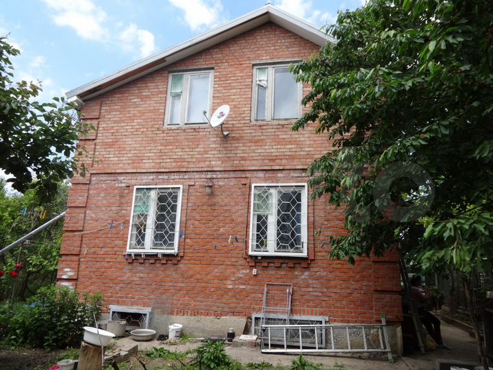 Дача 158 м² на участке 4 сот.