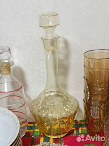 Графин из уранового стекла