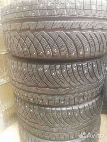 Michelin Pilot Alpin PA4 245/710 119T