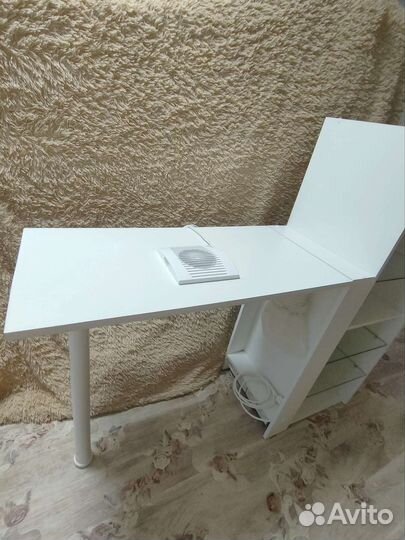 Новый маникюрный стол