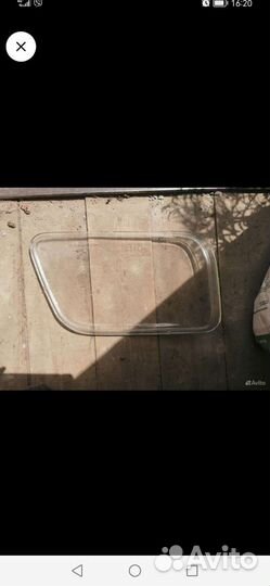 Стекло фары левое actros mp2