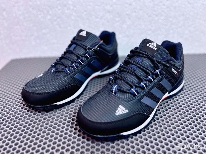 Кроссовки Adidas Terrex lux