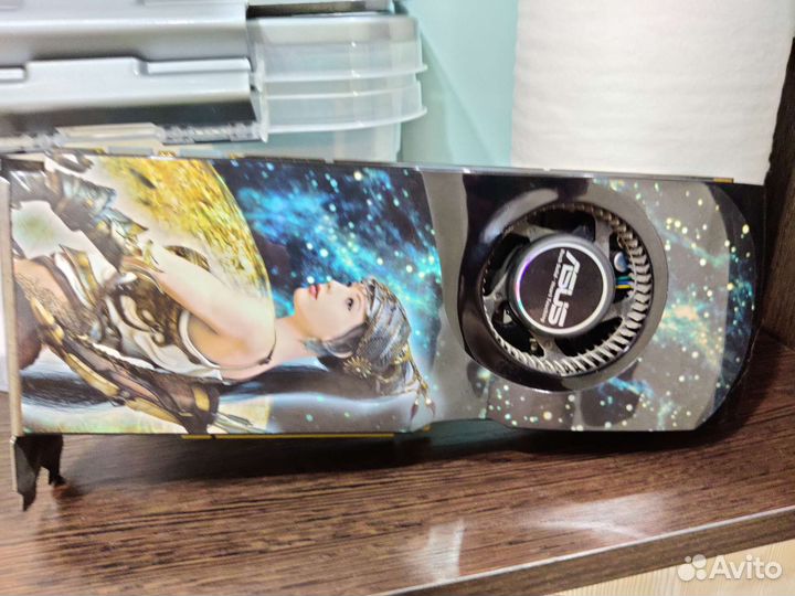 Видеокарта 9800GTX+ 512 мб