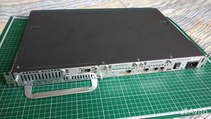 Маршрутизатор Cisco 2621XM с голосовым модулем E1