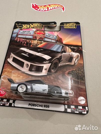 Hot wheels porsche 935