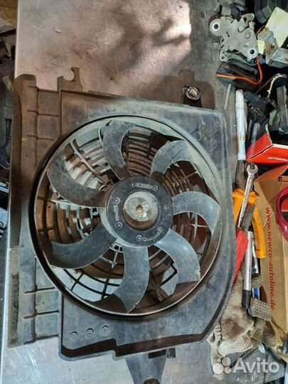 Вентилятор охлаждения радиатора Kia rio 1