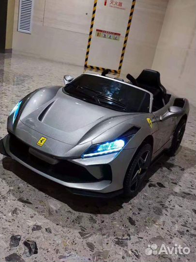 Детский электромобиль