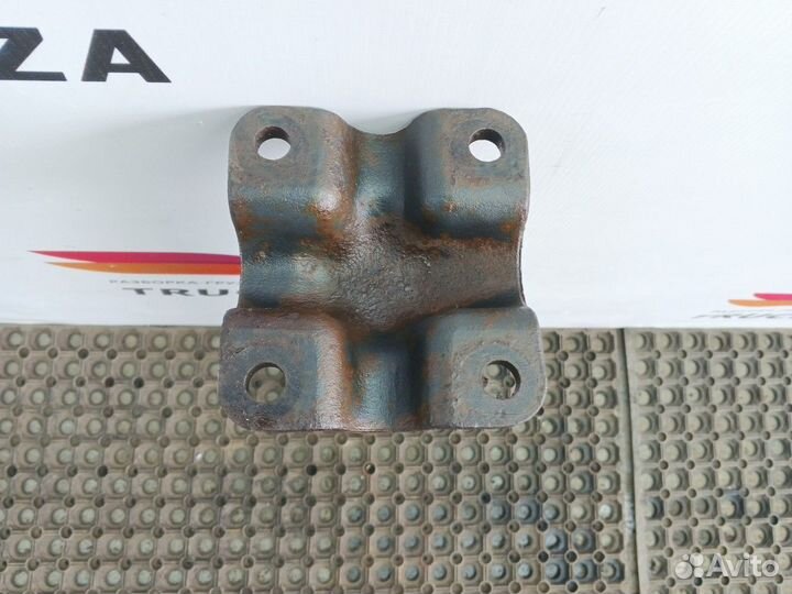 Кронштейн заднего крыла