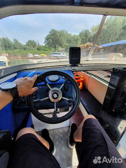 Катер Амур 2