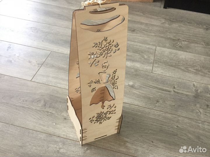 Деревянная подарочная упаковка для бутылки
