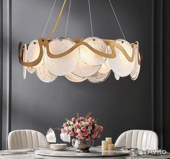 Люстра Новинка