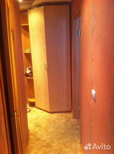 Угловой шкаф