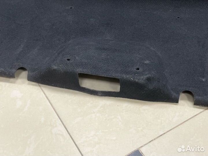 Обшивка крышки багажника Ford Focus DB 1.8L