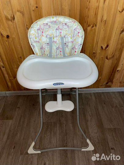 Детский стульчик для кормления