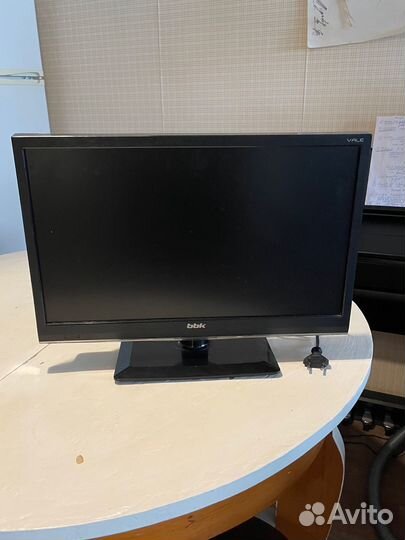 Телевизор bbk