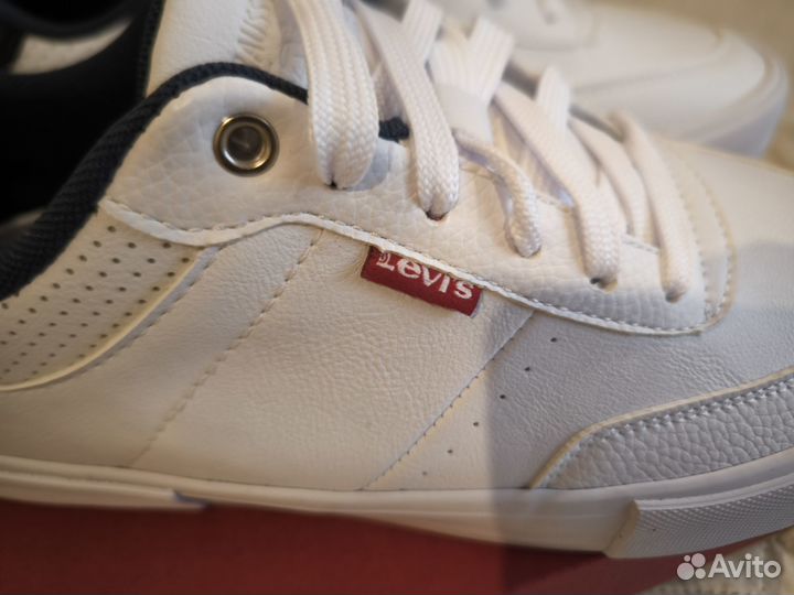 Сникерсы кроссовки Levi's