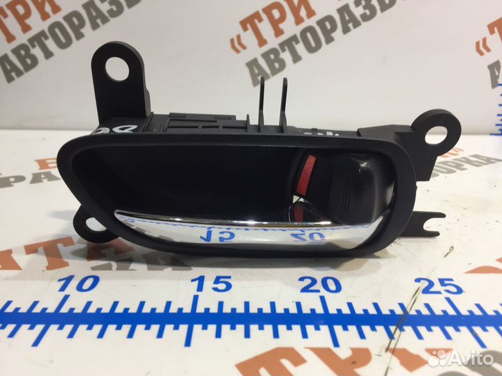 Лексус IS Ручка внутренняя передней двери Прав