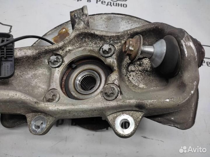 Кулак поворотный передний левый w166 GLS-class