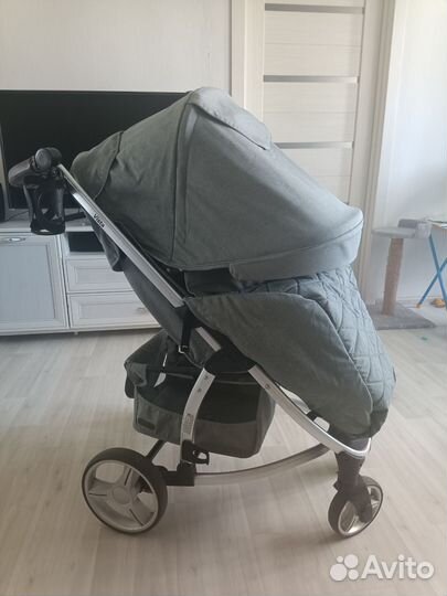 Прогулочная коляска carrello vista