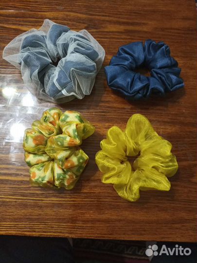 Резинка для волос ручная работа