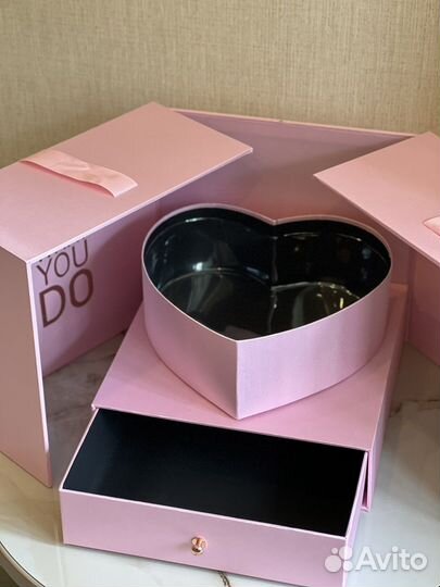 Коробка-сюрприз для цветов и подарка