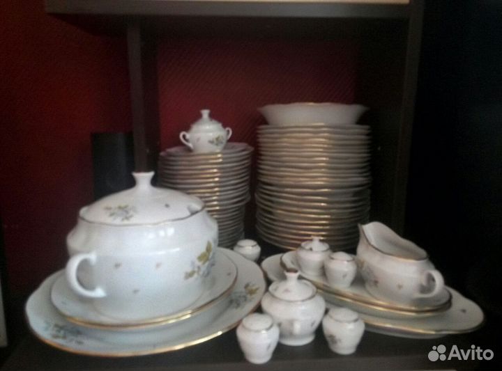 Столовый сервиз на 12 персон Рижский фарфор