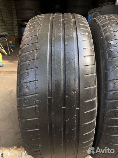 Michelin Pilot Sport 3 235/45 R18 98Y