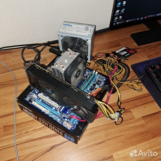 Gigabyte 1156, Xeon X3460, DDR3 8GB, 450W