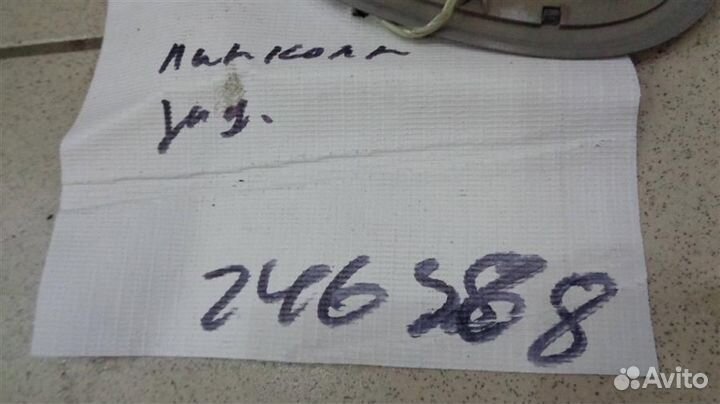 Плафон салонный задний Lincoln Navigator 1997-2003