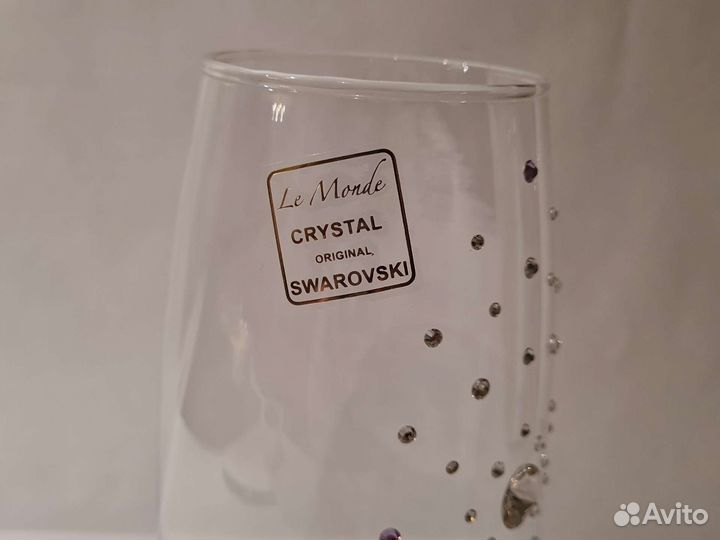 Ваза с камнями swarovski