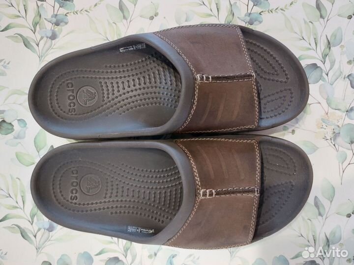 Шлепки crocs yukon р.39