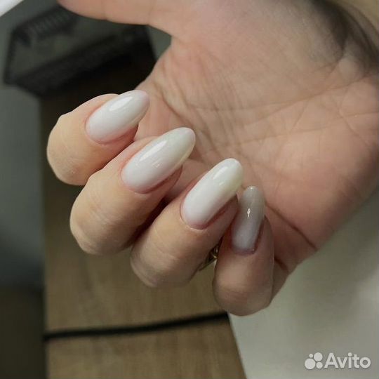 Маникюр, наращивание ногтей