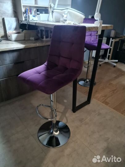 Стулья барные новые пара