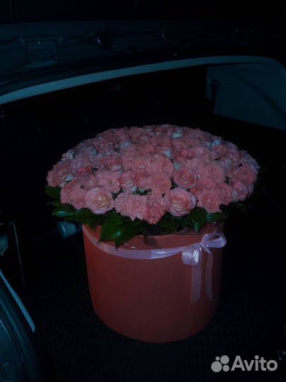 Букет цветы в коробке