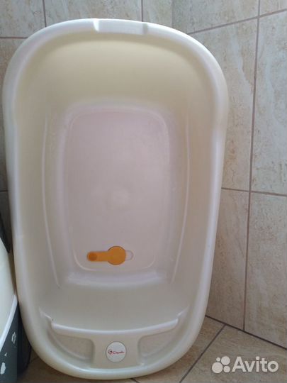 Ванночка для купания + пеленальный столик