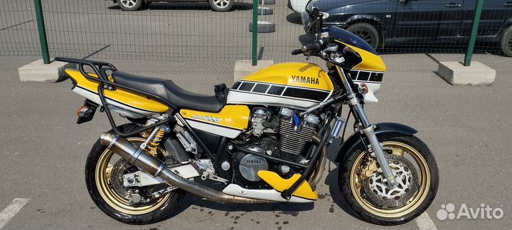 Yamaha XJR-1200SP Kenny Roberts edition