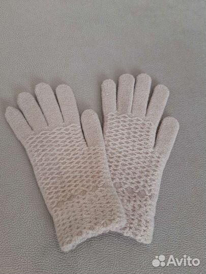 Перчатки женские вязаные