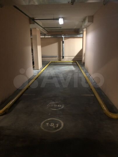 Машиноместо