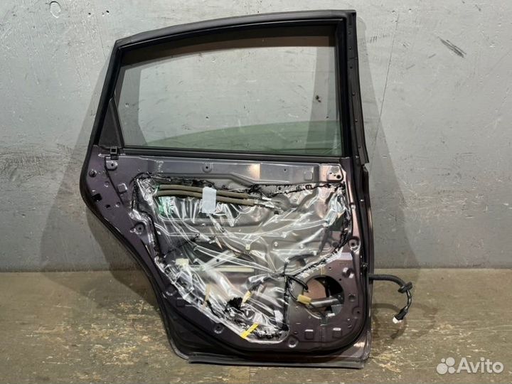 Дверь задняя левая Nissan Teana J32