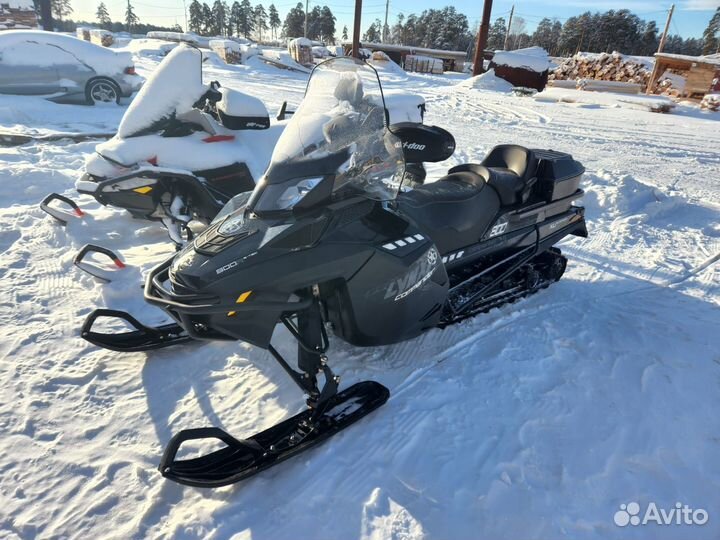 Снегоход BRP Commander 800R E-Tec 500км