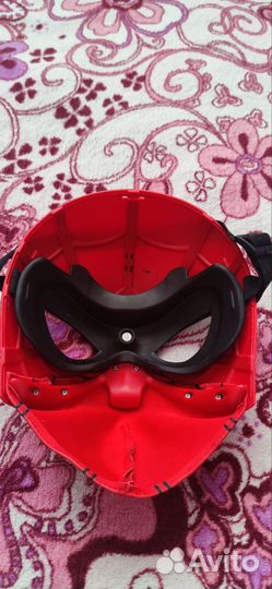 Маска человека паука