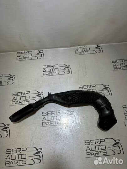 Патрубок воздушного фильтра Opel Insignia G09