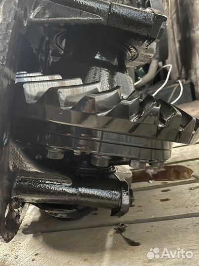 Редуктор заднего моста HY-1350 ман